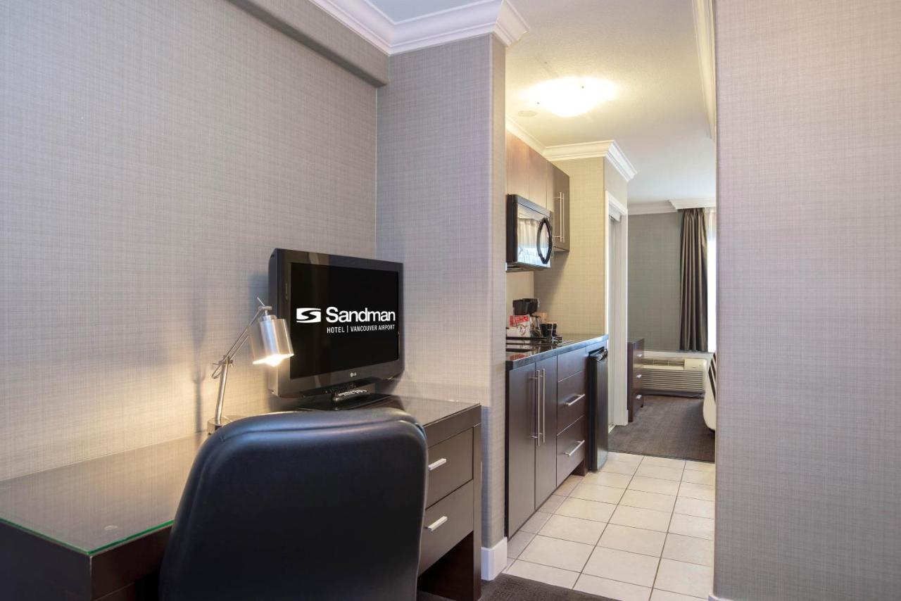 Sandman Vancouver Airport Hotel 3*